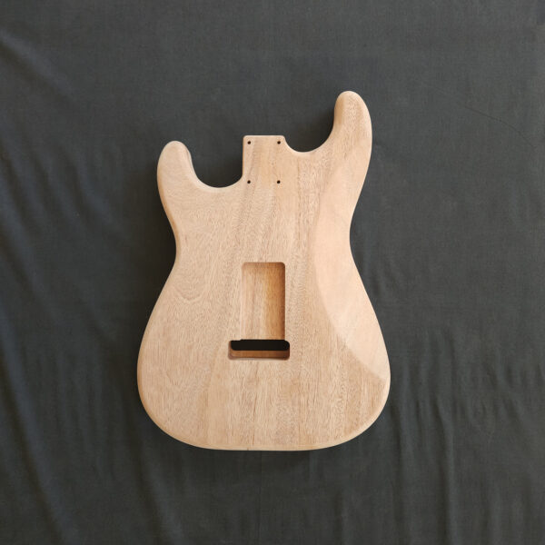 AC Strat Syle Mahogany Khaya Body - C000080 - Image 2