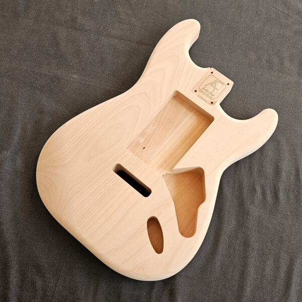 AC Strat Style Red Alder Body - C000106 - Image 3