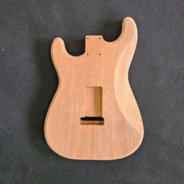 AC Strat Style Mahogany Body - C000131 - Image 2