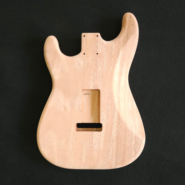 AC Strat Style Mahogany Body - C000142 - Image 2