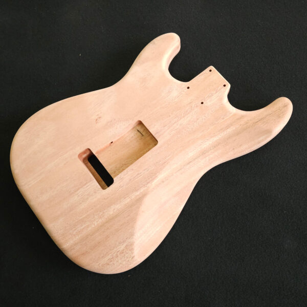 AC Strat Style Mahogany Body - C000142 - Image 4