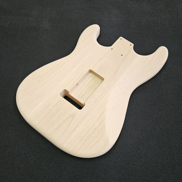 AC Strat Style Red Alder Body - C000151 - Image 4