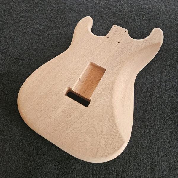 AC Strat Style Sipo Body - C000166 - Image 4