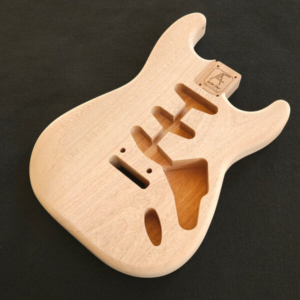 AC Strat Style Sipo Body - C000167 - Image 3